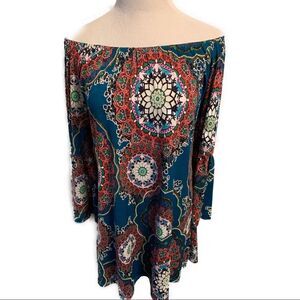 2 B Together Medallion Bell Sleeve Dress Sz M